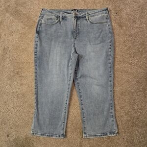 NYDJ Women's Light Blue Capri Cut Denim Jeans Curves 360 Size 14